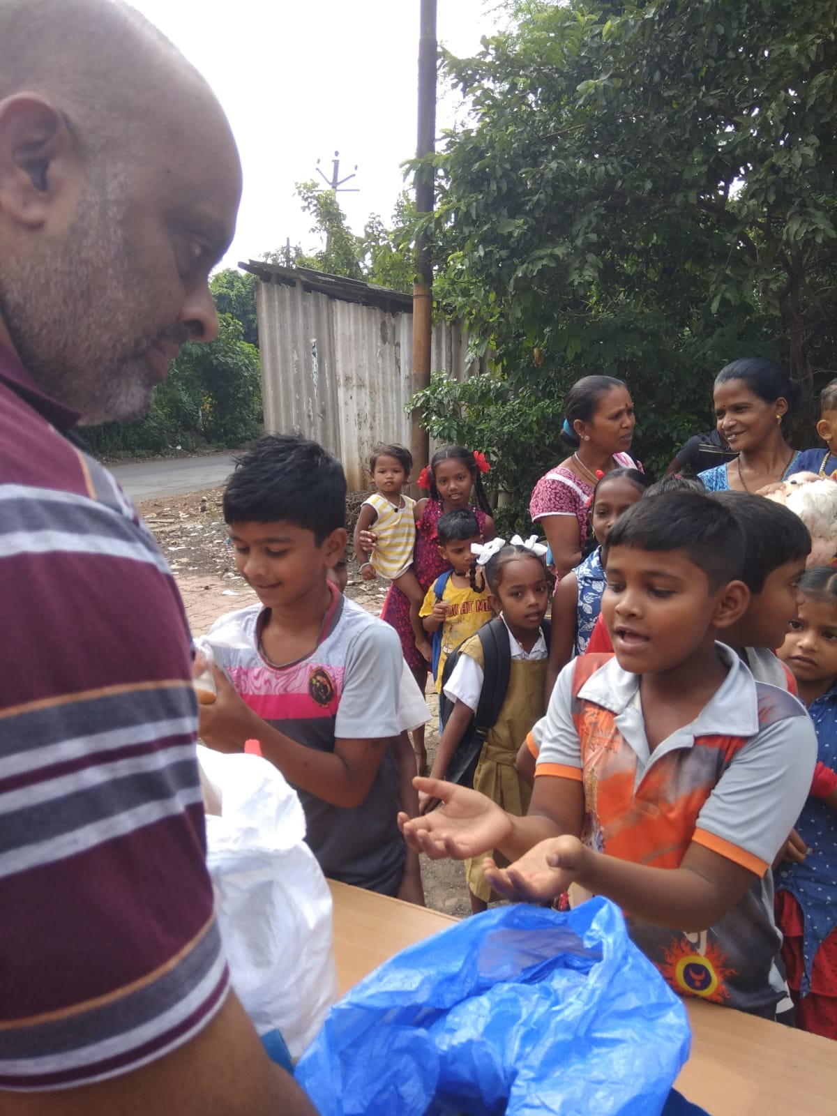 Supporting School Children with Supplies