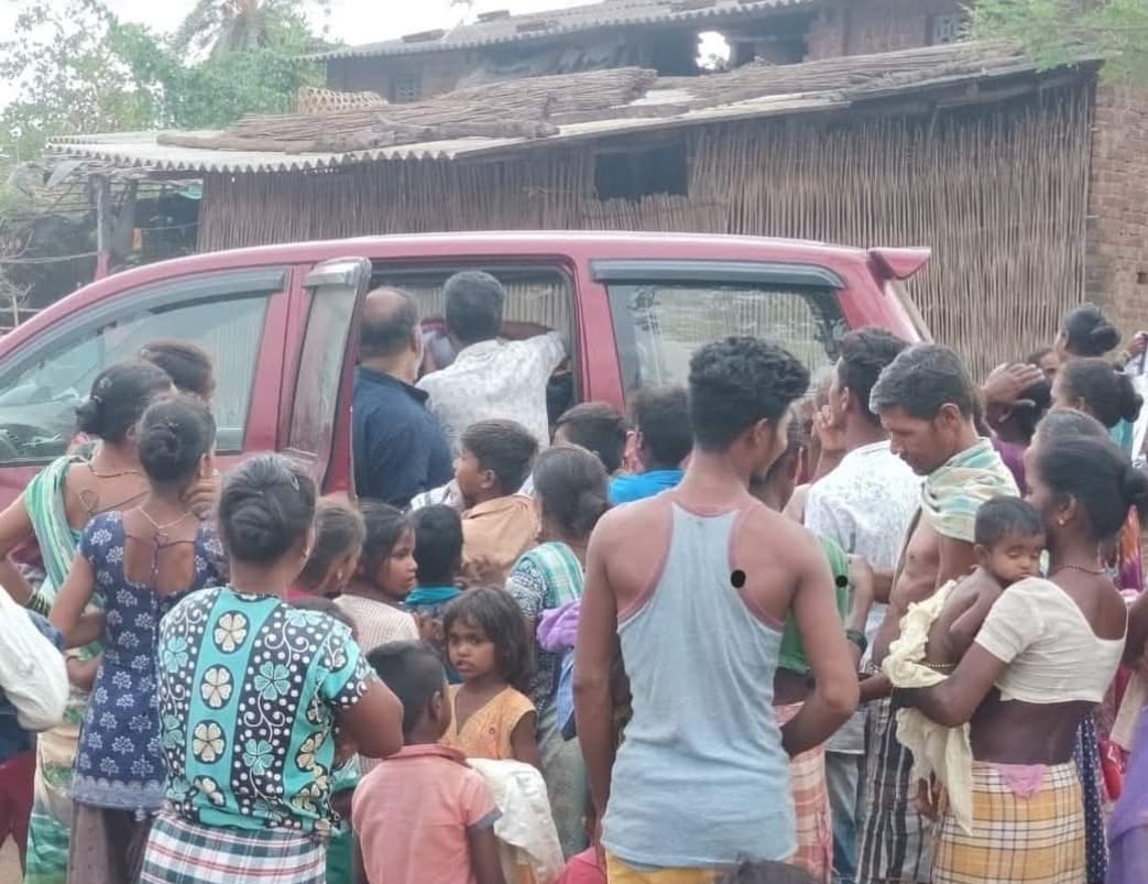 Community Clothes Distribution at Boisar Adivasi Pada